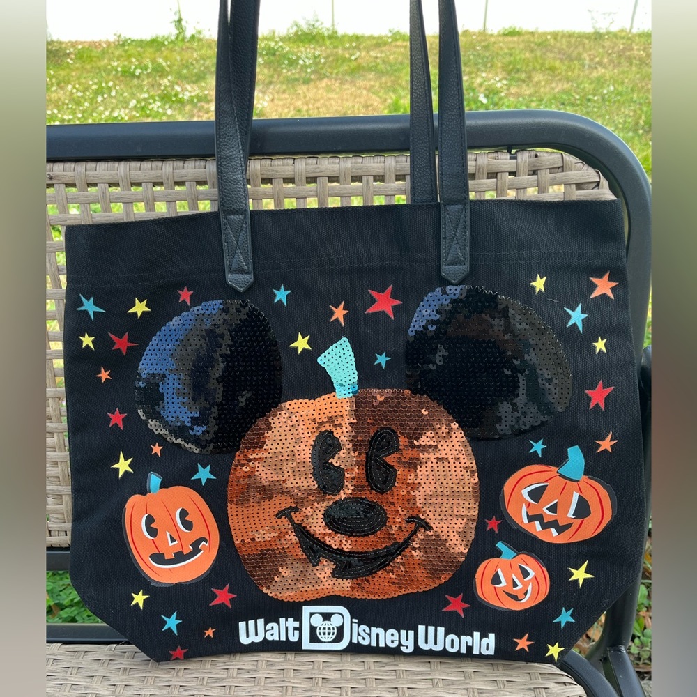 Disney Walt Disney World Halloween Mickey Mouse Pumpkin Sequin Tote Bag Black